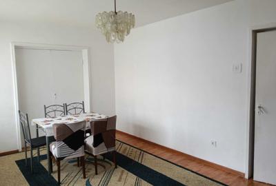 Apartament cu 3 camere decomandat în Central - 3