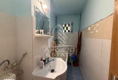 Apartament cu 3 camere decomandat în Dacia