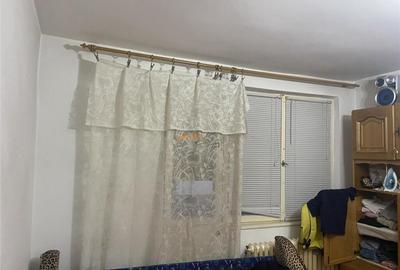 Apartament 3 camere , zona cartier Sud , decomandat, 54 mp - 3