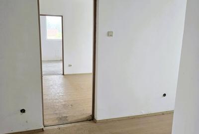 Petrosani, Jud. Hunedoara, Strada Independentei - 4