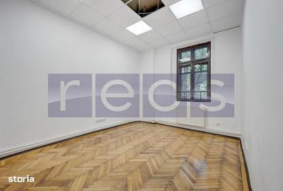 Apartament cu 6 camere în Plevnei - 3