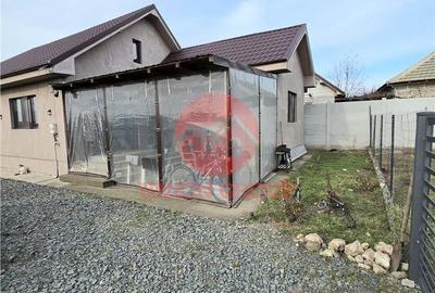 Casă cu 4 camere cu Teren 690 Mp în Corbu - 10