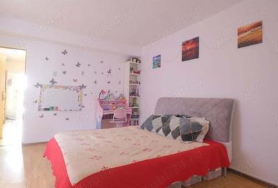 Pod Constanta - Bucurestii Noi, casa exceptionala, constructie 2000 plus 220 mp. teren - 2