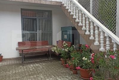 Doua Case + 2 Spatii Comerciale, 440 mp Utili – pe Str. Libertatii! - 6