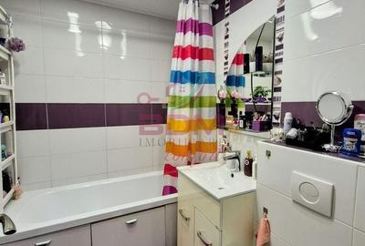 Apartament cu 3 camere semidecomandat în Central - 8