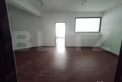 Apartament cu 3 camere decomandat în Central - 7