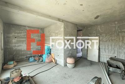 Casă cu 5 camere în Plopi