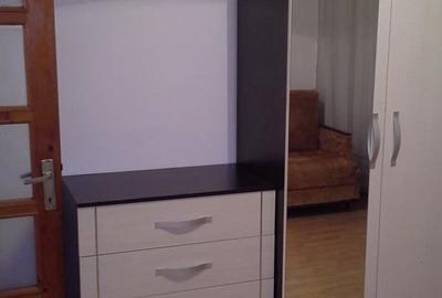 Apartament cu 2 camere decomandat în Piața Nouă - 3