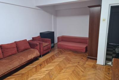 Apartament cu 3 camere decomandat, mobilat în P-ța Romană - 4
