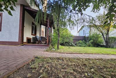 Casa 300mp utili- teren 550mp Sector 4 - Luica Giurgiului... - 2