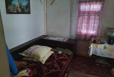 Casă cu 4 camere cu Teren 2200 Mp în Central - 4