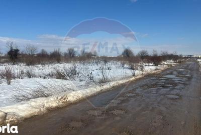 Teren de 9000 mp, în Central - 3