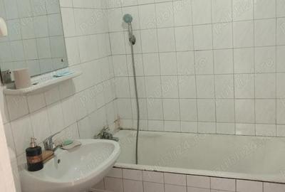 Apartament cu 3 camere semidecomandat în Alexandriei - 11