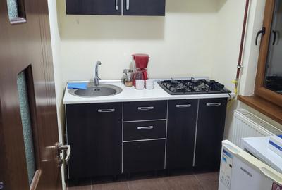 Garsonieră decomandată în Central - 1