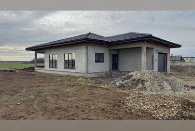 Casă cu Teren 569 Mp în Nojorid - 4