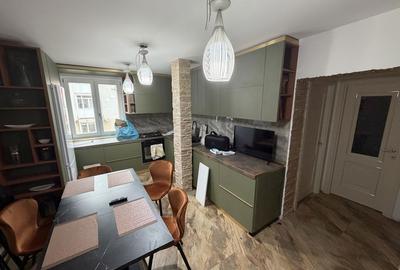 Apartament cu 3 camere decomandat în Central - 2