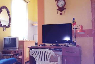 Casă cu 4 camere cu Teren 672 Mp în Zam - 1