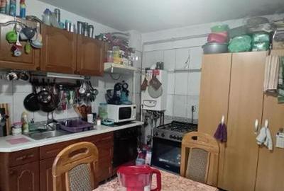 Blv BUCURESTI - casa P+1, 6cam, S-200mp - 155000 euro - 12