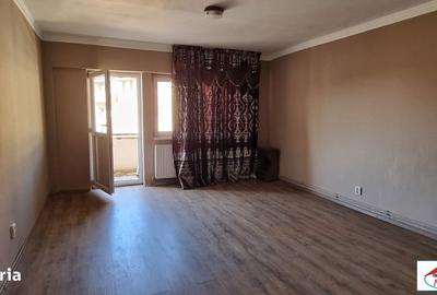 Apartament cu 2 camere decomandat în Semicentral - 2