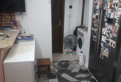 Apartament cu 2 camere decomandat în Calea București - 2