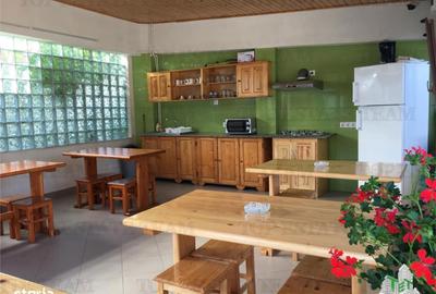 Casă cu 10 camere cu Teren 974 Mp în Central - 10