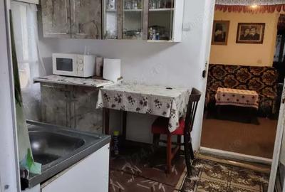 Casa batraneasca de vanzare - 6