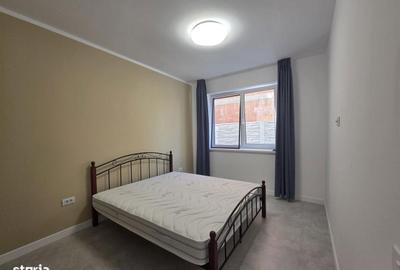 Apartament cu 2 camere decomandat în Cihei