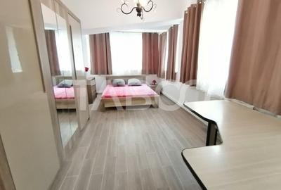 Apartament cu 3 camere semidecomandat, mobilat în Ștrand