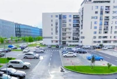 Mall Coresi - apartament 2 camere decomandat - boxa - parcare
