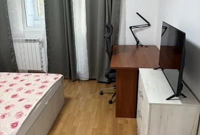 Apartament 3 camere, decomandat, 85 mp, 2 bai, centrala, ac, balcon, Decebal Apartament 3 camere, decomandat, 85 mp, 2 bai, centrala, ac, balcon, Decebal - 3