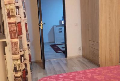 Apartament cu 3 camere semidecomandat în Inel II - 2