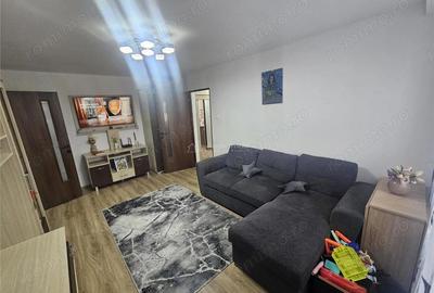 Apartament cu 2 camere semidecomandat în Micro I - 16