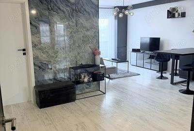 Privat vand ap 57,40 mp + 9 mp balcon complet finisat si mobilat!complex Baciu Hills - 1