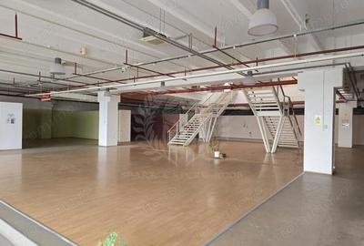 Spațiu comercial, de 3,400 mp, în Albert - 9