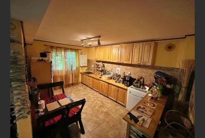 Casă Brebu Centru 140m?, 4 camere, 159.000EUR - 3