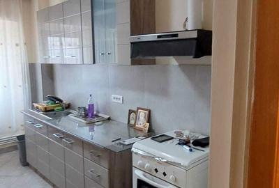 Apartament cu 4 camere decomandat în Păcurari - 4