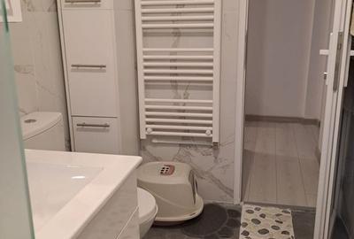 Apartament 3 camere Navodari Renovat - 11