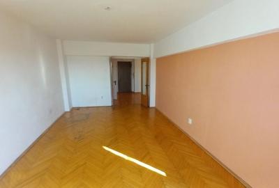 Unirii (Tribunal),2 camere etaj 5, spatios,vedere fata,intrare stradala Unirii (Tribunal),2 camere etaj 5, spatios,vedere fata,intrare stradala - 20