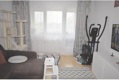 Apartament cu 2 camere decomandat în Titan - 7