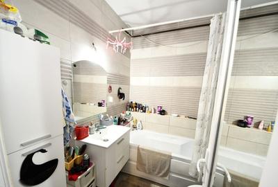 De vanzare casa cu 3 apartamente + anexa 75 mp, Comision 0% - 11