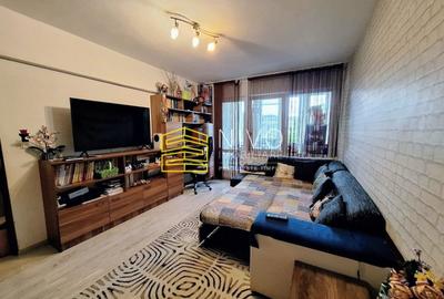 Apartament cu 3 camere decomandat, mobilat în Tudor