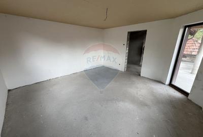 Casa de vanzare in Campulung la pret de apartament. - 12