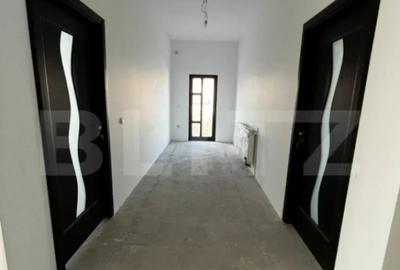 Casă cu 7 camere cu Teren 500 Mp în Micro 11 - 4