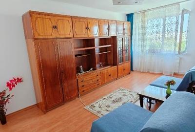 Apartament cu 3 camere decomandat, mobilat în Apărătorii Patriei - 1