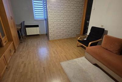 Garsonieră în 7 Noiembrie - 2