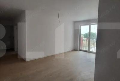 Apartament cu 3 camere semidecomandat în Mehala - 3