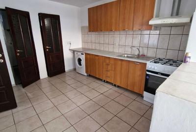 Casă cu 3 camere în Ghiroda - 4