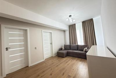 Apartament cu 3 camere semidecomandat în Industrial Vest - 2