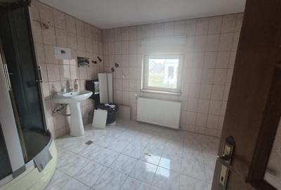 Casă individuală cu 6 camere cu Teren 1000 Mp în Șcheia - 9