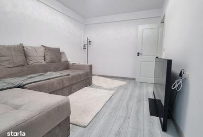 Apartament cu 2 camere decomandat în Bârnova
